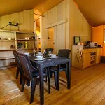 Glamping Rhederlaagse Meren Campeggio *