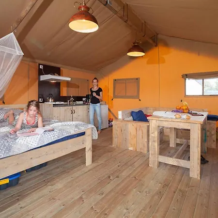 Glamping Rhederlaagse Meren Lathum