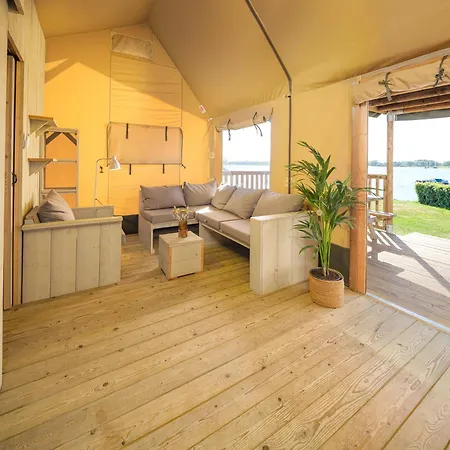 营地 Glamping Rhederlaagse Meren Lathum